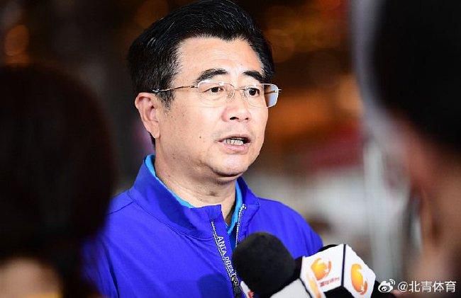 强制榨精龟责榨精男潮网站
